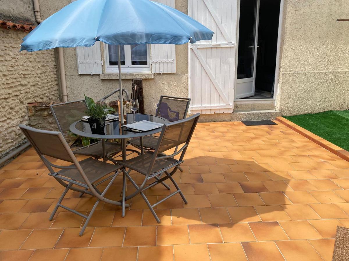 Charmante Maison Avec Cour Privative Cognac Dış mekan fotoğraf